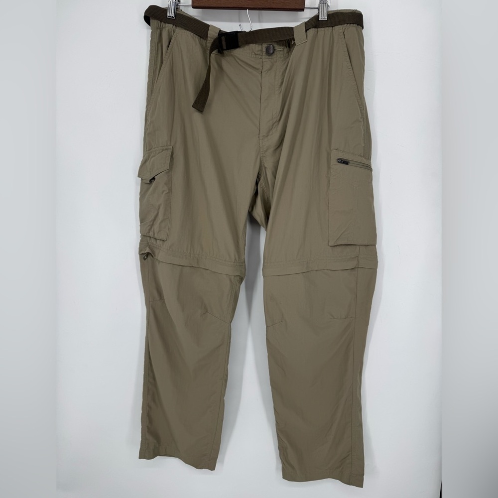 Columbia Men's Khaki Cargo Pants With Adjustable Belt Size Waist 40 Length 32